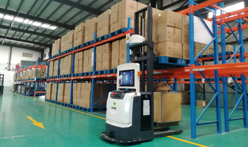 ToF 3D Vision Drives Intelligent ACR Case-Handling & Smart Warehousing
