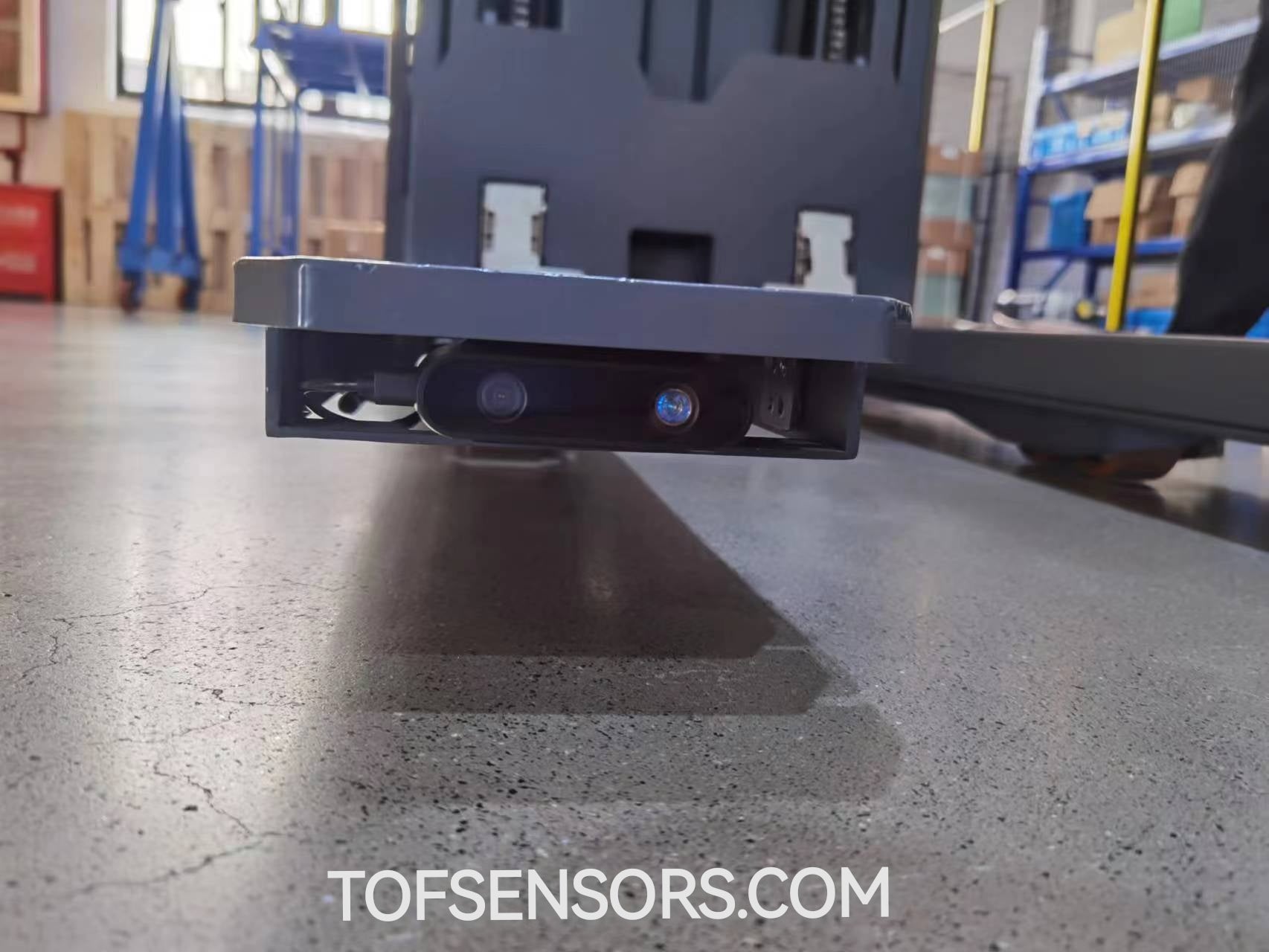 The importance of TOF sensors   in industrial robotics and automation